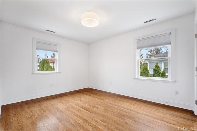 Building Photo - 109 Lee Rd