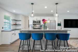 Building Photo - 3634 Du Barry Dr