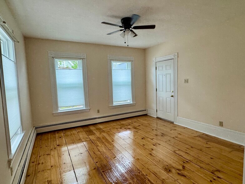 Living Room wide pine floors & ceiling fan/light - 21 Liberty St