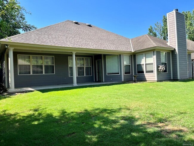 Building Photo - 9085 Black Cherry Trl