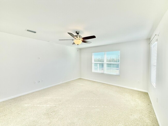 Building Photo - Spacious 4-Bedroom Home - Open Floor Plan