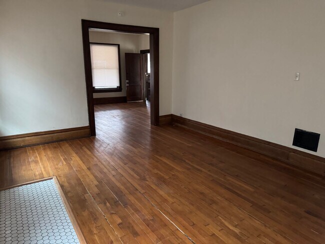 Building Photo - 1766-1768 Oak St