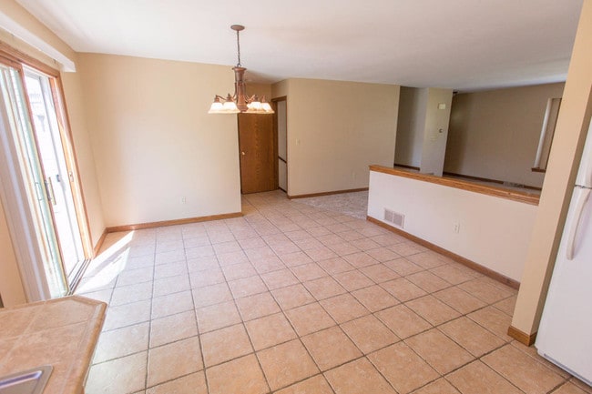 Dining Room Area - 288 Meadowcreek Dr
