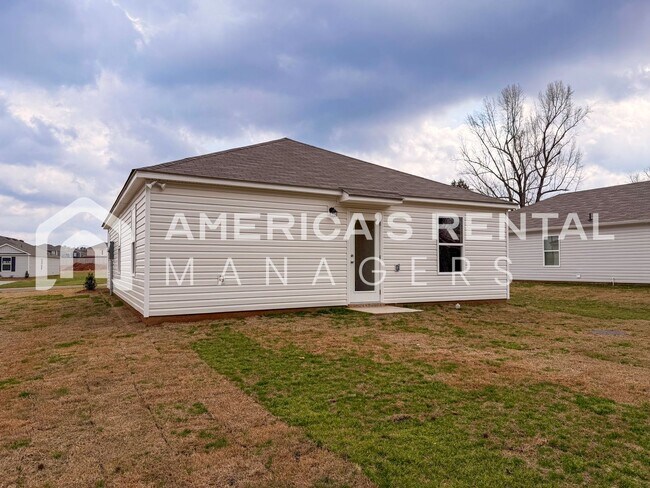 Building Photo - Move-in Special! New Construction Home for Rent in Tuscaloosa, AL! Sign a 13-month lease by 4/15/...