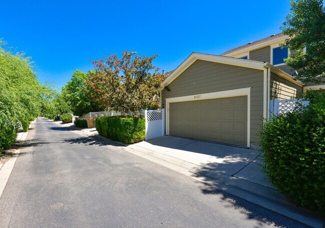 Building Photo - 2 Bedroom 2 Bath home in Observatory Village