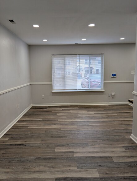 Building Photo - 5232 Richard Rd