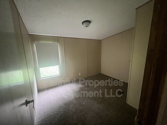 Building Photo - 16531 County Rd 15