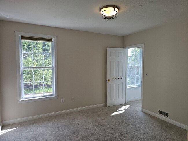 Building Photo - 202 Falls Blvd