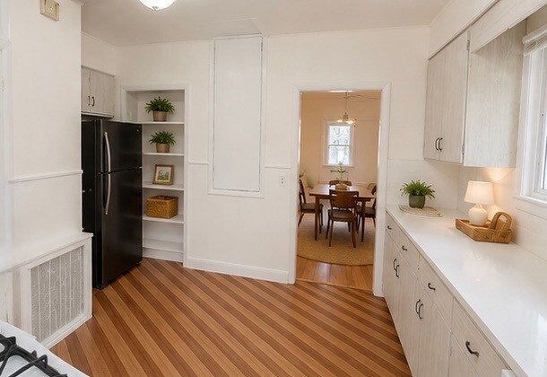 Kitchen - 74 Morse St