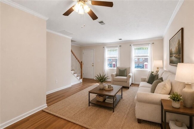 Building Photo - 245 Winding River Dr