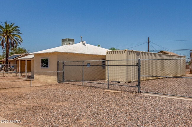 Building Photo - 1116 E Cocopah St