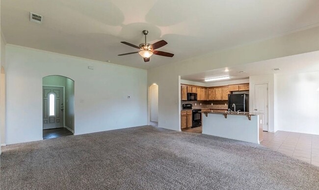 Building Photo - Beautiful / Spacious / 3 Bed Home in Killeen