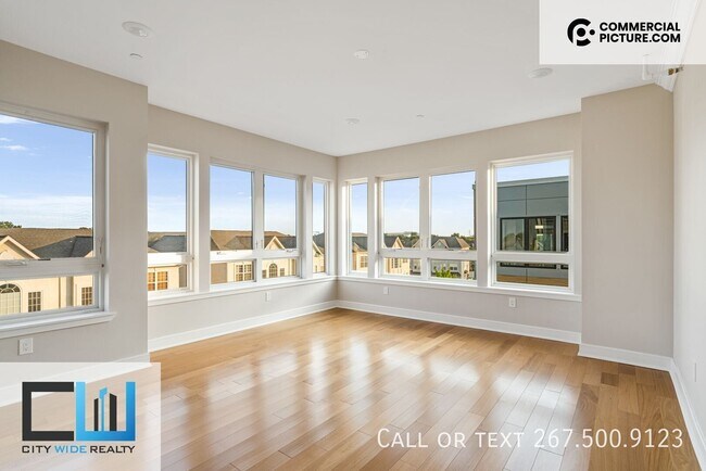 Building Photo - 3202 Capri Dr
