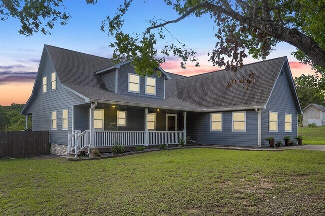 Primary Photo - 12705 Burson Dr