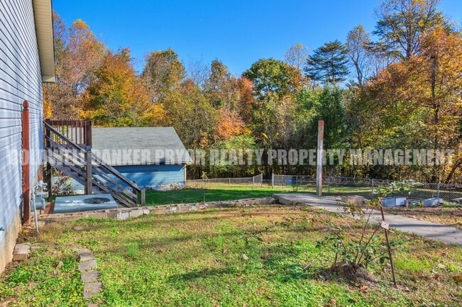 Building Photo - 531 Indian Hills Dr