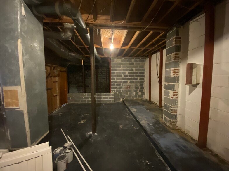 Building Photo - 536 81st St S