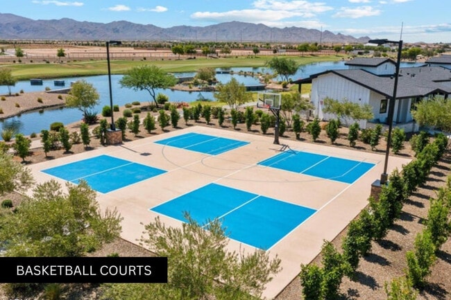 Building Photo - 12091 N San Clemente St