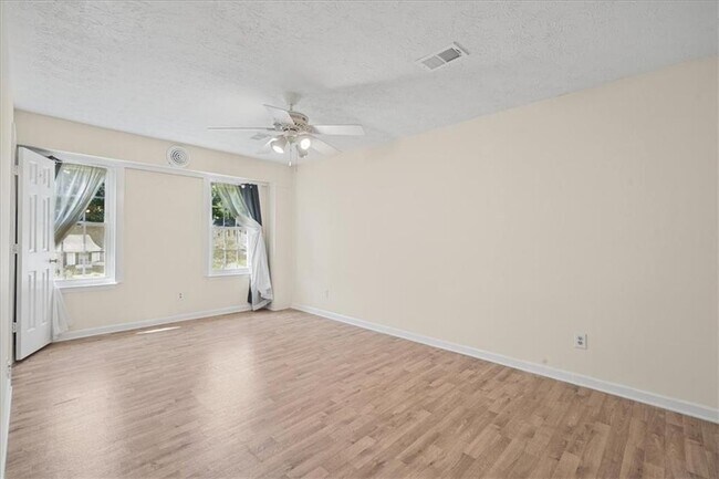 Building Photo - 4921 Heritage Trace Ct