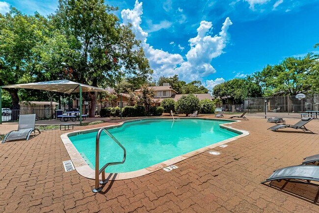 Building Photo - 10616 Mellow Meadow Dr