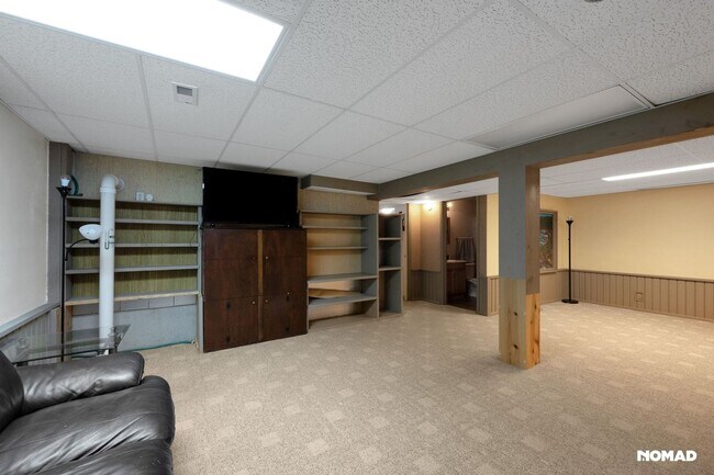 Building Photo - Spacious 4BR Townhome in Greeley
