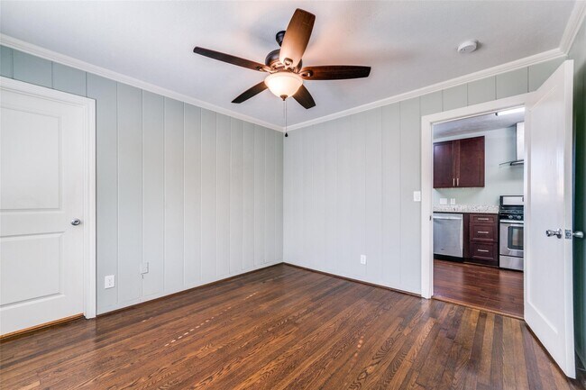 Building Photo - 4502 Brookwoods Dr