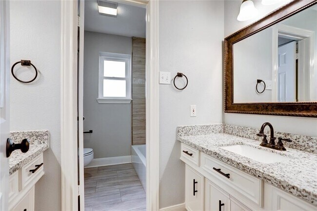 Building Photo - 3110 Fairmont Ct