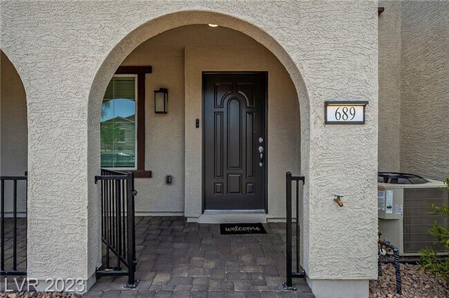 Building Photo - Charming Retreat in 89011