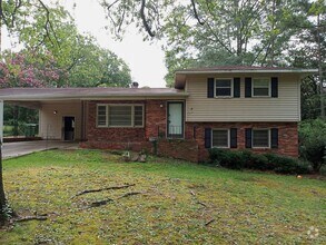 Building Photo - Newly Renovated---Coming Soon--3 Bedroom 1...