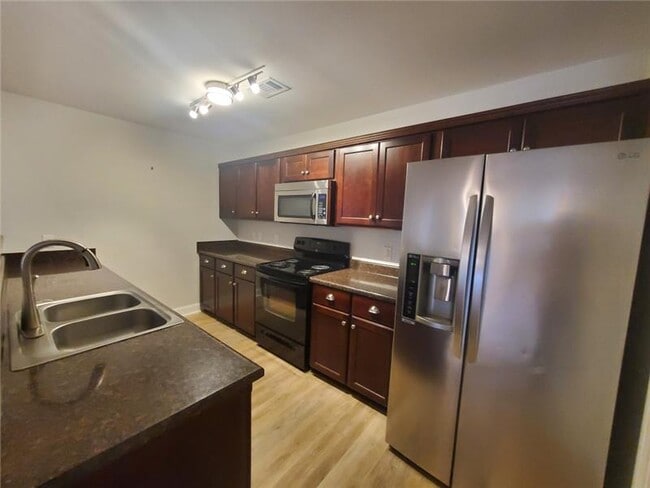 Building Photo - 34 Fiore Dr