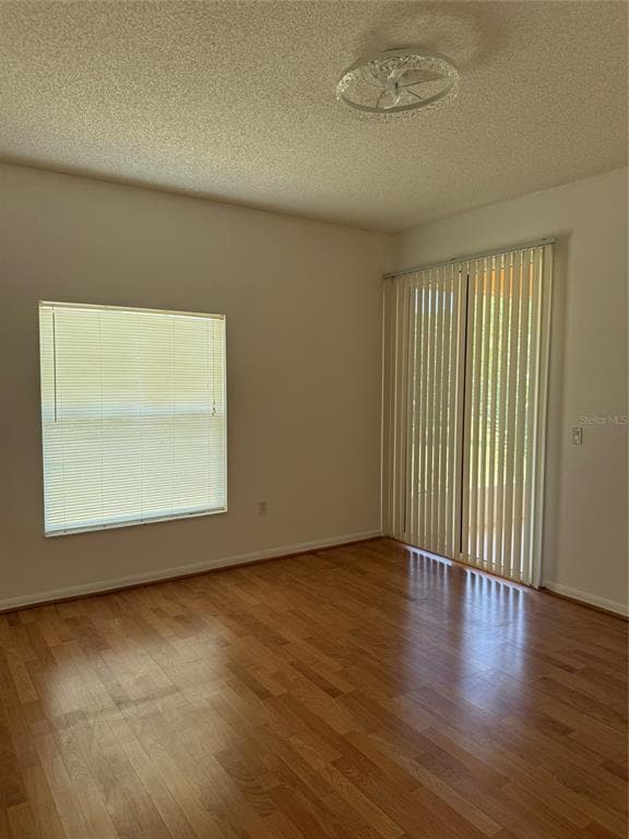 Building Photo - 42 Raintree Pl