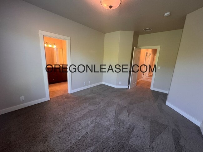 Building Photo - 3 Bedrooms | 2 Bathrooms | 1,800 Sq. Ft. |...