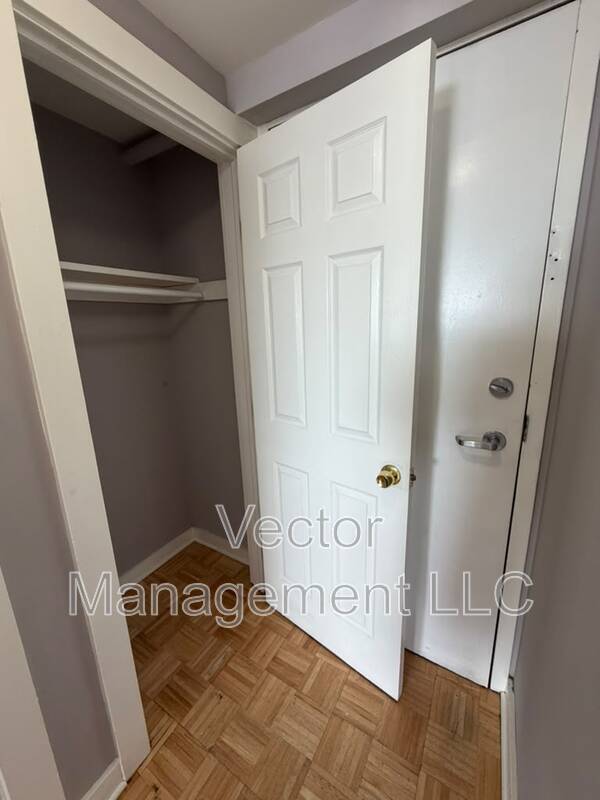 Building Photo - 1349 Dixwell Ave