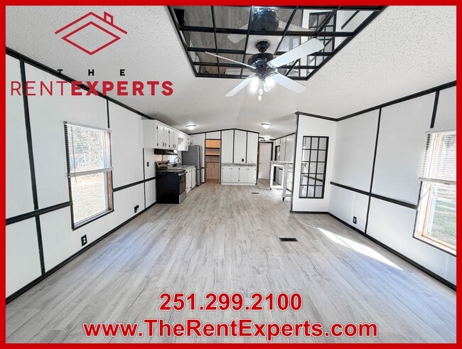 Building Photo - 6360 Mauvilla Dr W