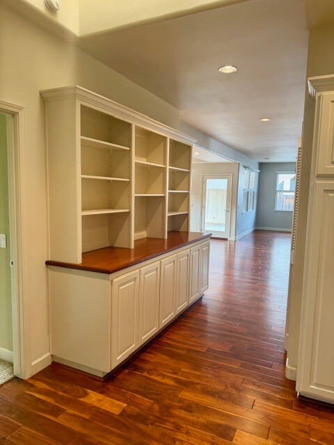 Building Photo - 512 Larkfield Pl