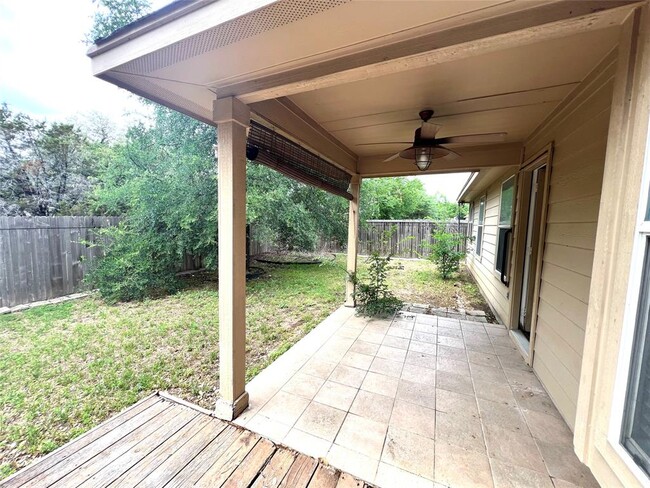 Building Photo - 301 Riverine Way
