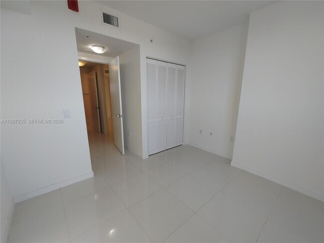 Building Photo - 7661 NW 107th Ave