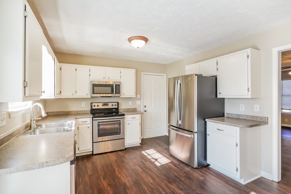 Building Photo - 2919 Weybridge Dr