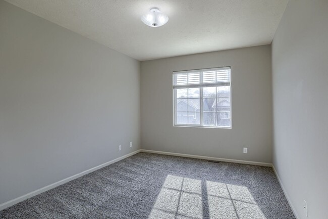 Building Photo - Must See 3 Bedroom In Millard School District!!