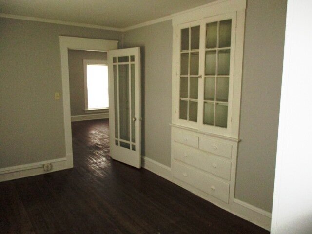 Building Photo - 511 E Olive St