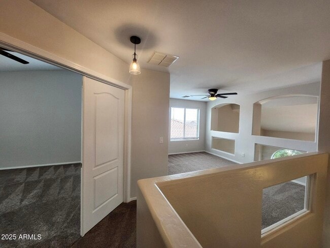Building Photo - 851 S Cerise