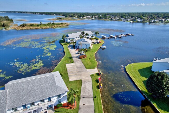 Building Photo - 504 Chelsee Way