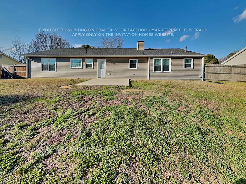 Building Photo - 4145 Fox Chase Dr