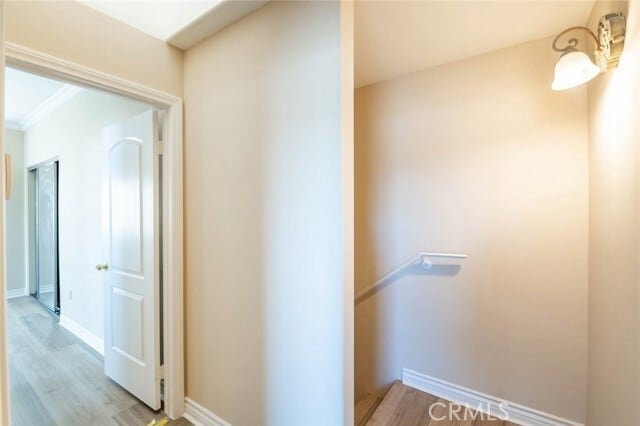 Building Photo - 719 E Providencia Ave