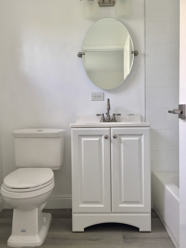 Building Photo - Beach Walk