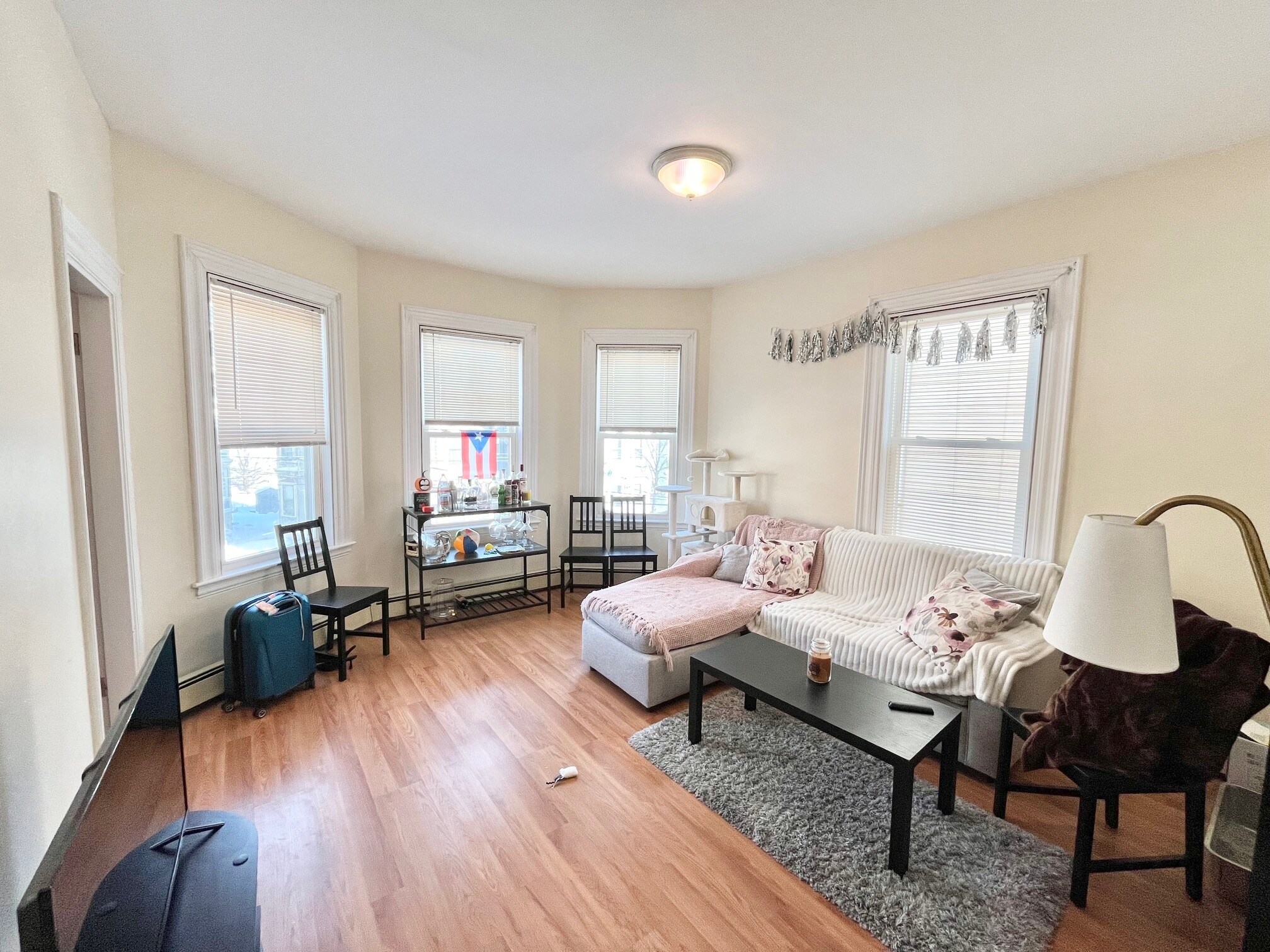 Building Photo - 103 Calumet St