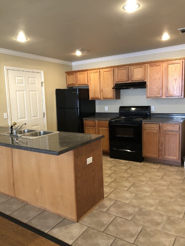 Building Photo - 1603 Evening Shade Dr