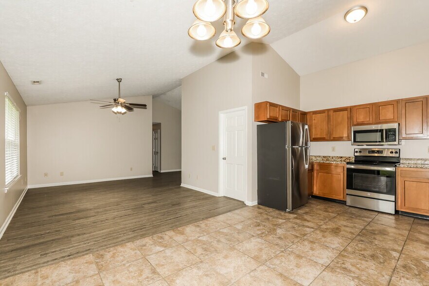 Building Photo - 5631 Nodlehs Ct