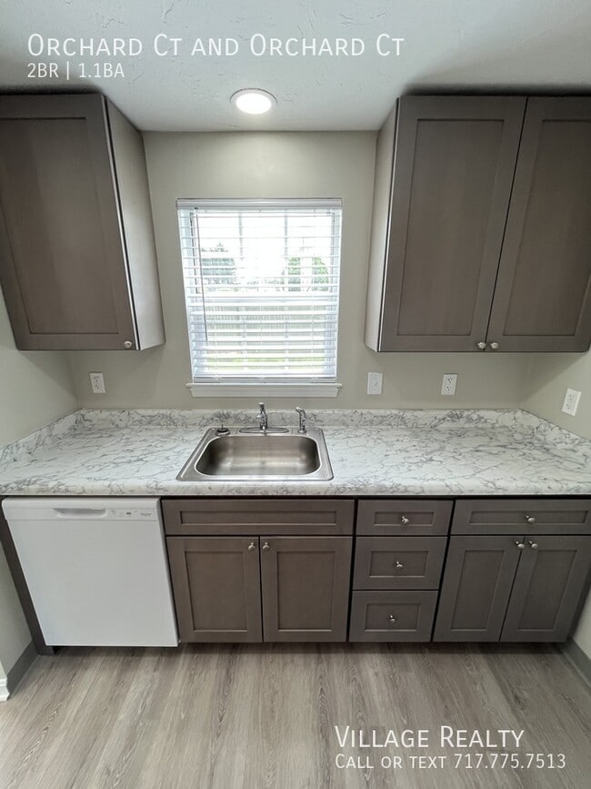 Building Photo - 306 Orchard Ct