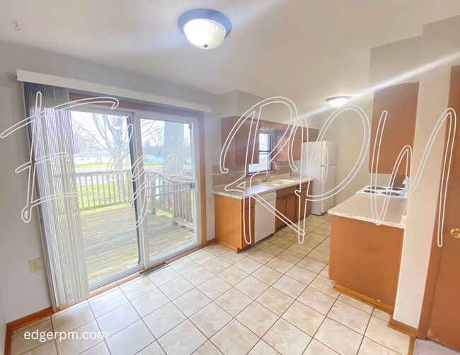 Building Photo - Now Available – Cozy 3 Bed / 2 Bath Ranch!