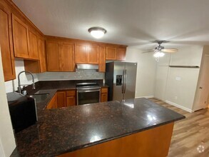 Building Photo - SANTA CRUZ-Beautifully updated 2-Bedroom C...